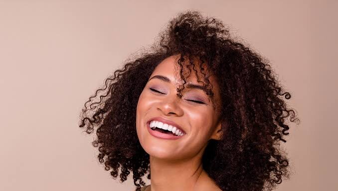 Hoy se celebra el Día Mundial del Cabello Afro, una fecha para reivindicar la diversidad