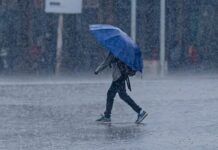 Aguaceros y tormentas eléctricas marcarán el tiempo este miércoles por efecto de una vaguada