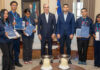 Presidente Luis Abinader recibe en Palacio Nacional a jóvenes dominicanos que rompieron récord mundial de lectura