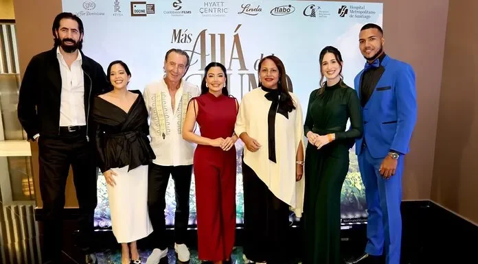 Documental “Más Allá del Humo” realiza gala premier resaltando impacto de la industria en la historia dominicana. El documental está disponible en todos los cines del país de la mano de Selene Films