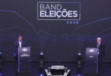 Lula y Flávio Bolsonaro chocan en debate por las sospechas de corrupción de sus entornos