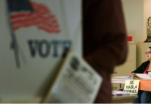 El 51 % de los votantes latinos en EE. UU. apoya a los demócratas y el 74 % desaprueba a Trump
