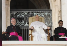 El papa continúa su «óptima recuperación» pero se desaconseja su viaje en helicóptero a Asís el martes