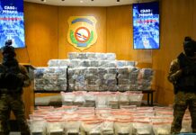 Interceptan dos narcolanchas con 749 paquetes de presunta cocaína