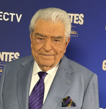 Don Francisco vuelve al estudio de ‘Sábado Gigante’ para unir el ayer y el hoy