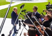 La Casa Blanca excluye de nuevo a la CNN de la cobertura de un viaje de Trump