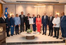 Senado de la República reconoce al poeta y escritor Luís García Montero por su extraordinaria trayectoria literaria