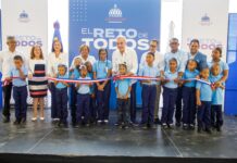 Presidente Abinader inaugura dos escuelas básicas que recibirán más de 1,400 estudiantes en Cancino Adentro y Los Guaricanos