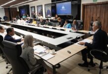 Ministerio de Educación presenta resultados de la evaluación docente al Consejo Nacional de Educación y anuncia plan de formación continua