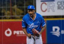 Licey lanza no-hitter combinado a los Toros el quinto en la historia del equipo y el 12 de Lidom