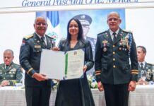 Director de la DIGESETT fue condecorado con la Medalla al Mérito en su Primera Clase con distintivo verde
