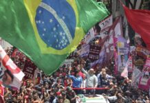 «El último baile»: Lula cierra su campaña en São Paulo ante una multitud vestida de rojo